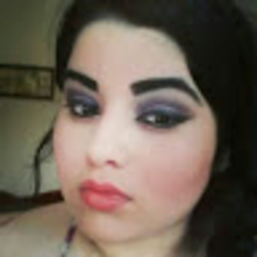 Meet your Posher, Adriana